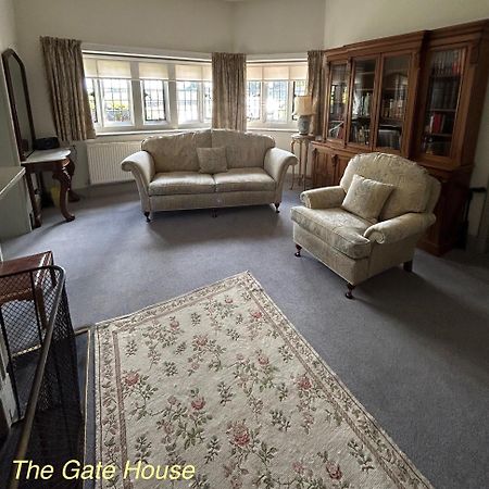Thornton Manor - Holiday Cottages And Apartments 헤즈월 외부 사진