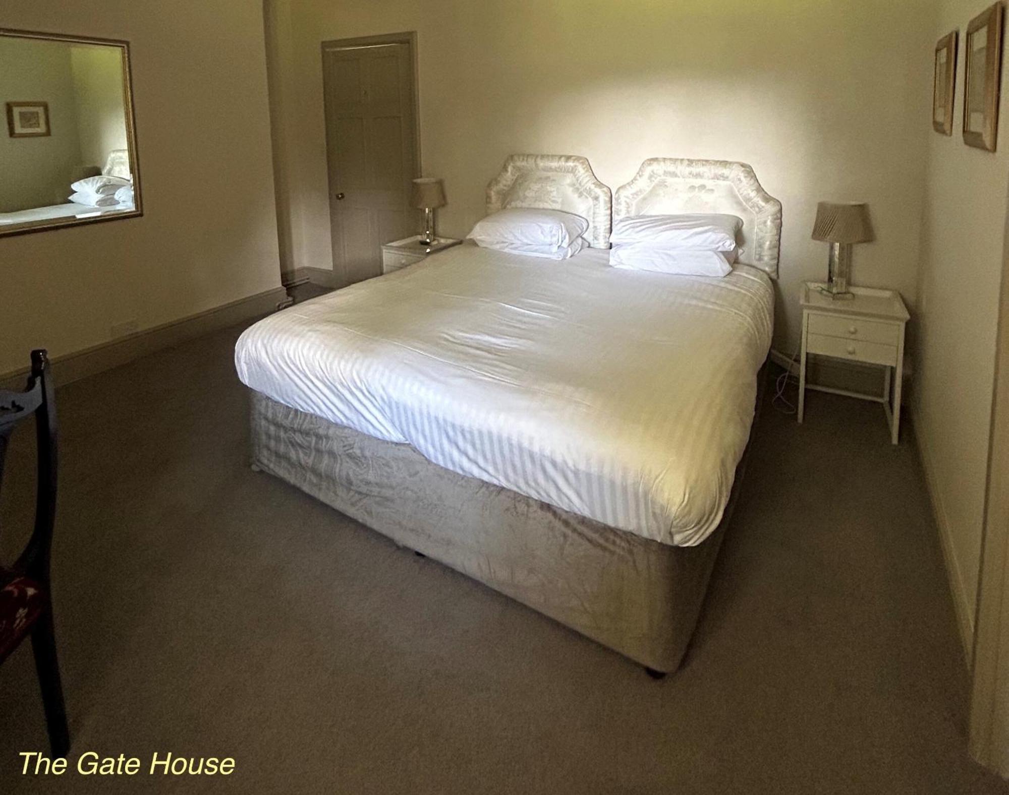 Thornton Manor - Holiday Cottages And Apartments 헤즈월 외부 사진